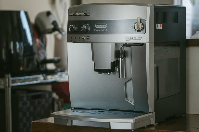 デロンギ DeLonghi 全自動コーヒーマシン ESAM03110Sコーヒーメーカー